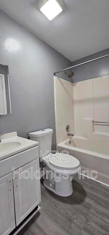 Building Photo - 827 Marshall Ave