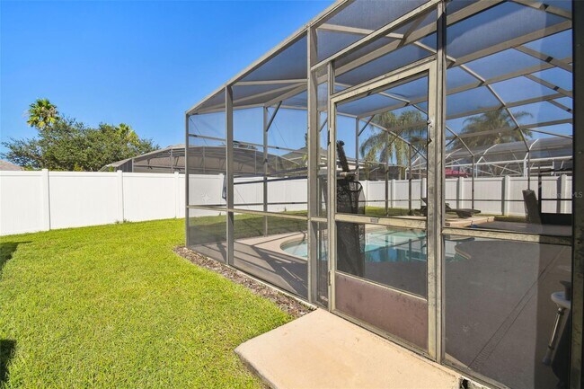 Building Photo - 258 Henley Cir