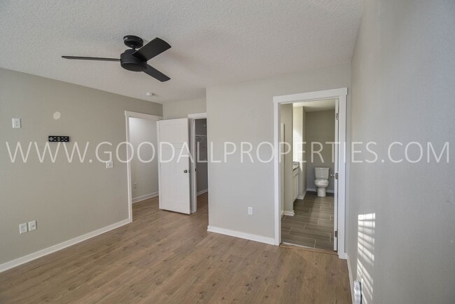 Building Photo - 2 Bedroom 2.5 Bath 2 car garage Townhome in Ankeny with Attached Garage