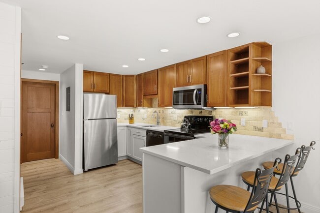 Building Photo - 65 Campground Ln