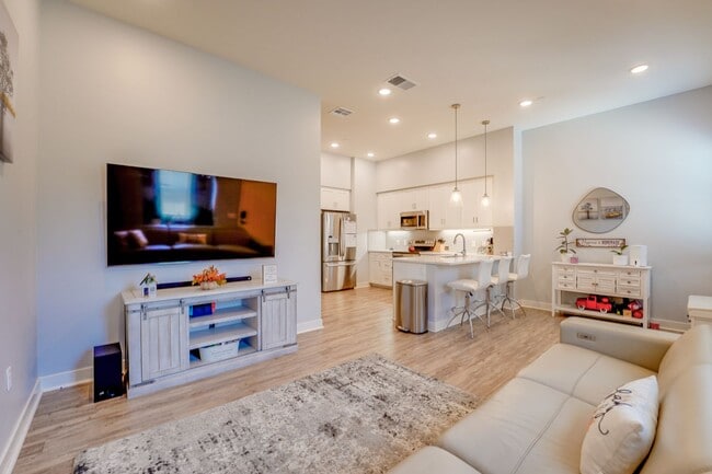 Building Photo - Recently Reduced-San Marcos Town-Home 3 Bedroom 2.5 Bathroom