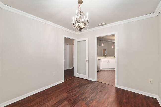 Building Photo - 2114 NW 52nd Pl