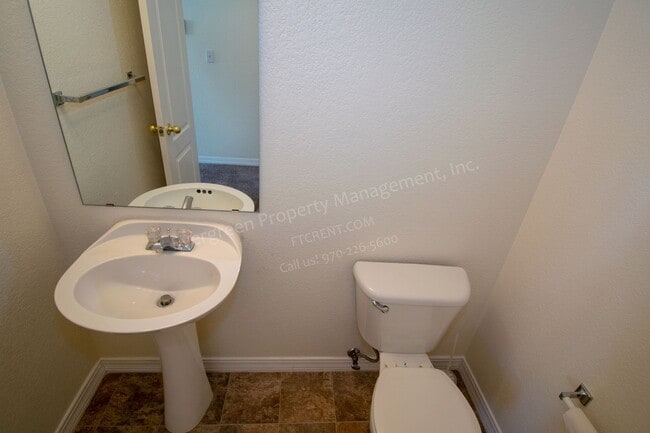 Building Photo - 2602 Timberwood Dr