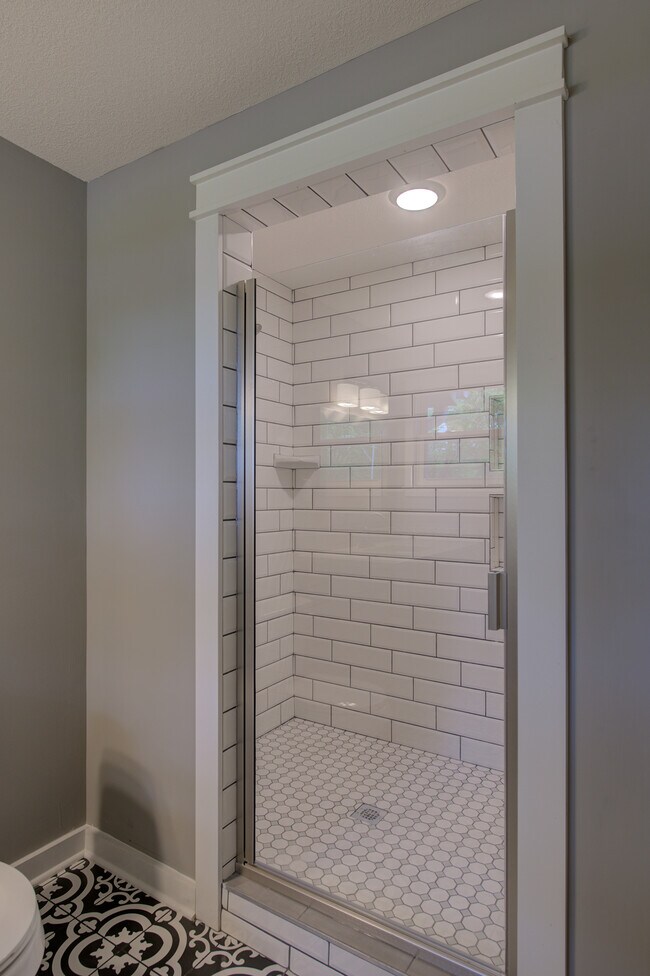 Building Photo - 4413 N Grand Ave