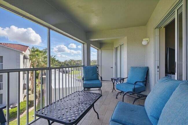 Building Photo - 9320 Clubside Cir