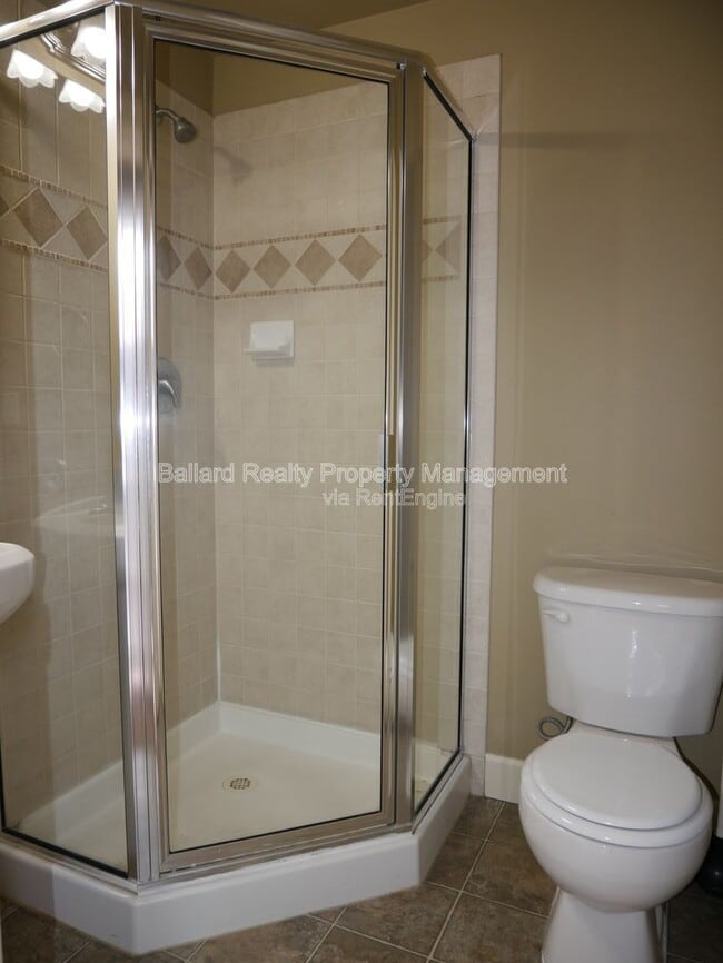 Building Photo - 1415 NW 61st St