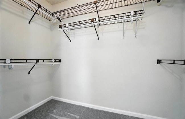 Building Photo - 2333 Meadows Landing