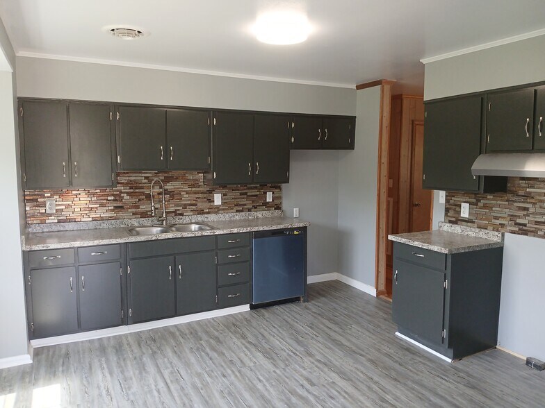 Building Photo - 5114 Pleasant Shade Dr