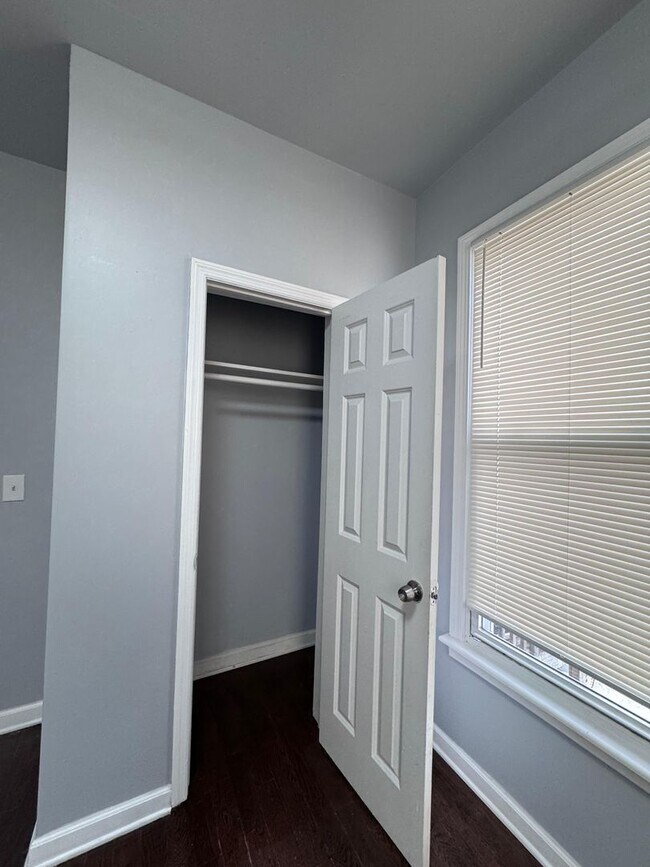 Building Photo - 85 Ward St