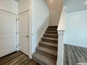 Building Photo - 899 N 1120 E