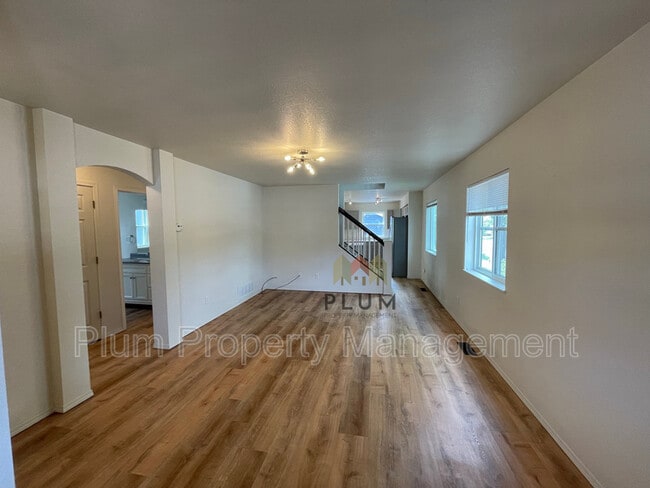 Building Photo - 4783 Calistoga Ln