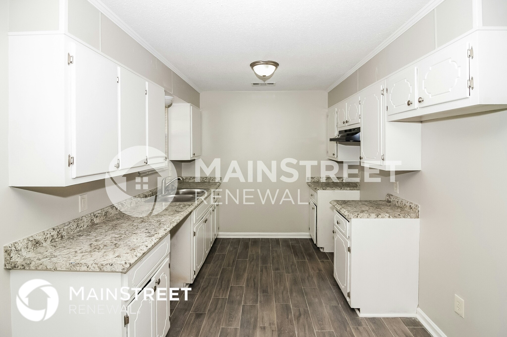 Building Photo - 26 Hickory Hills Dr