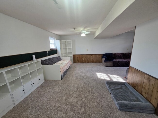 Building Photo - 802 Brentwood Ave