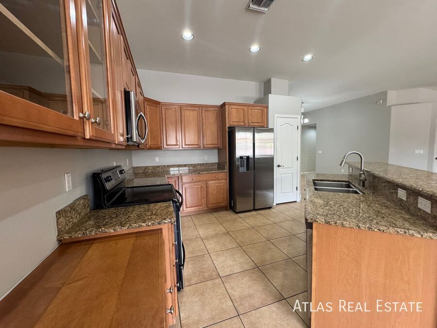 Building Photo - 4228 E Stony Meadow Dr