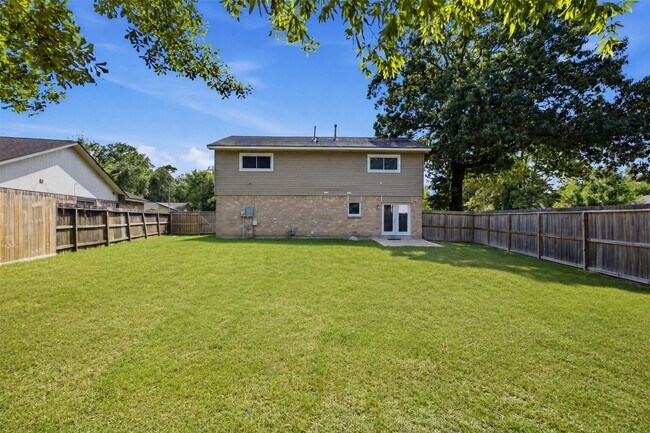 Building Photo - 4118 Garden Springs Dr
