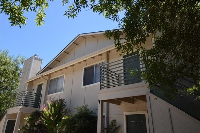 Building Photo - 10811 Lanshire Dr