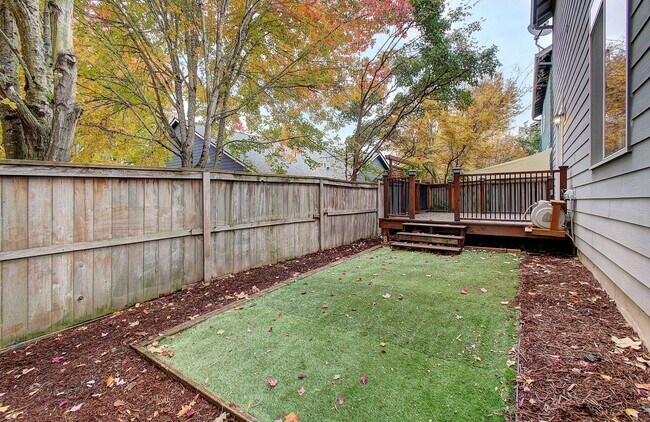 Building Photo - Salmon Creek 4 bd 2.5 ba Available Now!