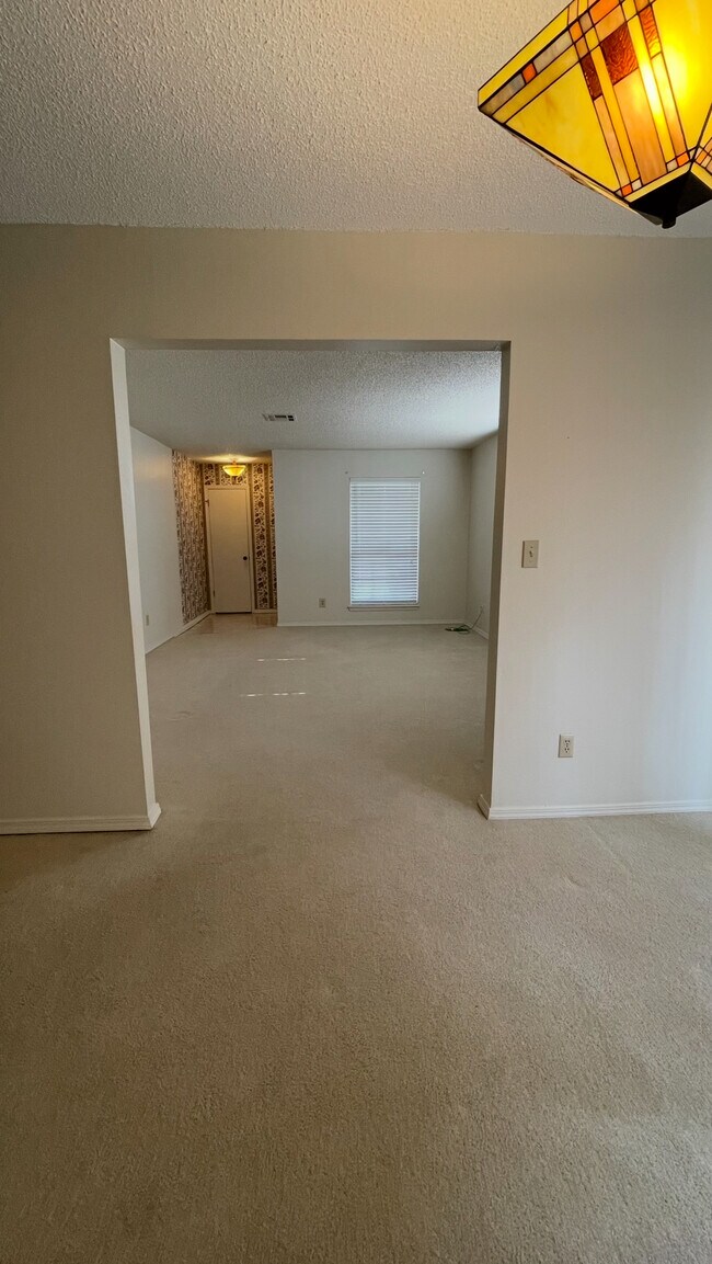 Building Photo - 931 SW 97th St