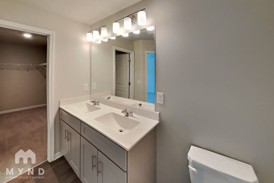 Building Photo - 6171 Redan Overlook