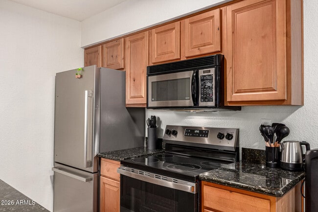 Building Photo - 5877 N Granite Reef Rd