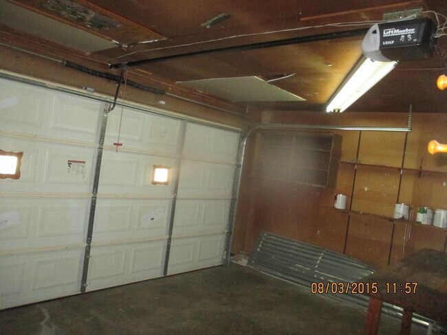 Building Photo - 3-Bedroom Home in Garland