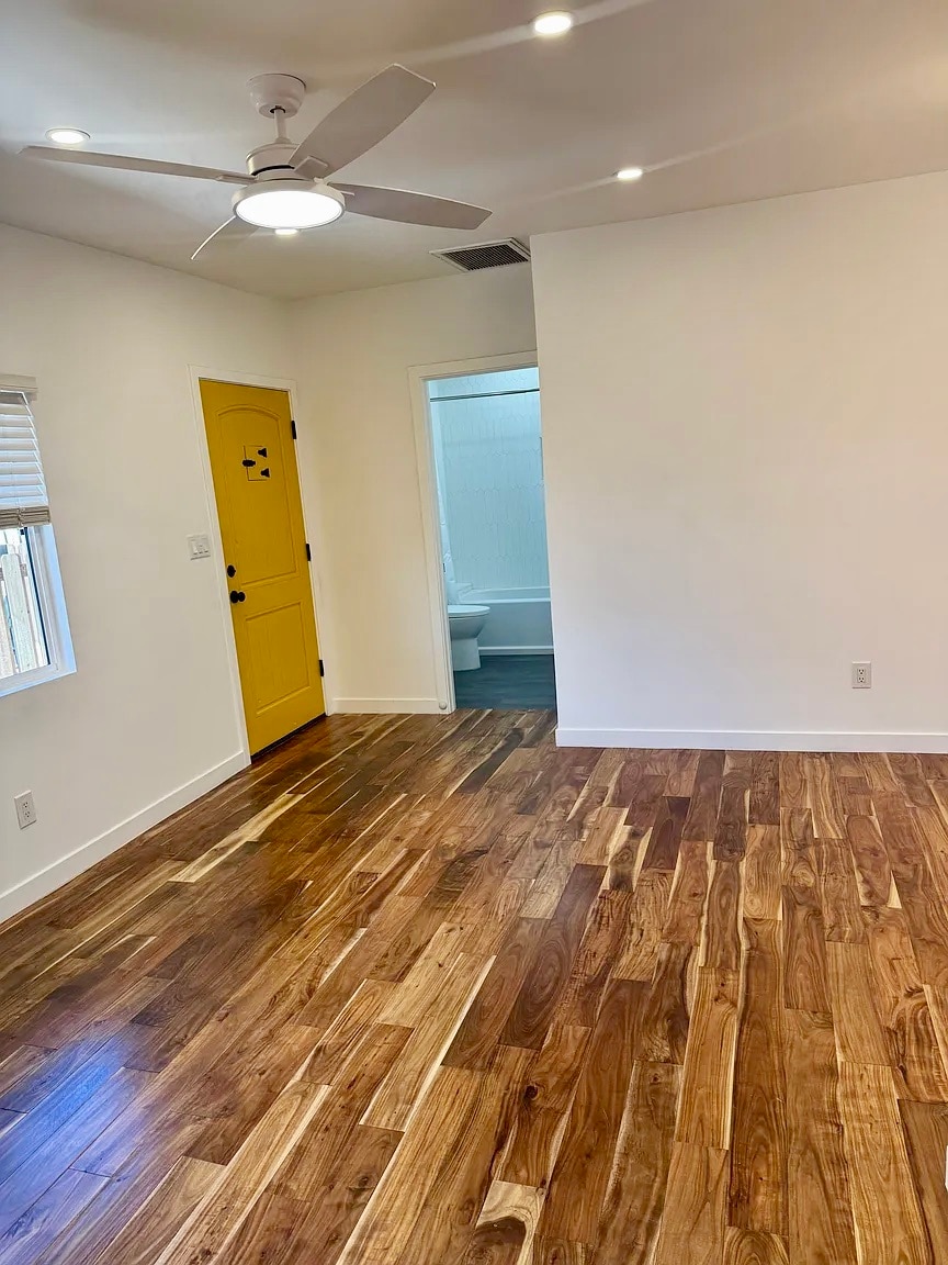 Building Photo - 3440 N Figueroa St