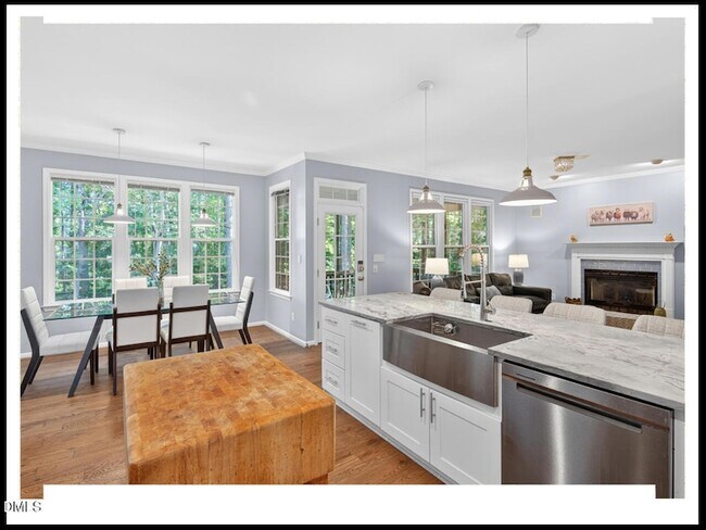 Building Photo - 5207 Tahoe Dr