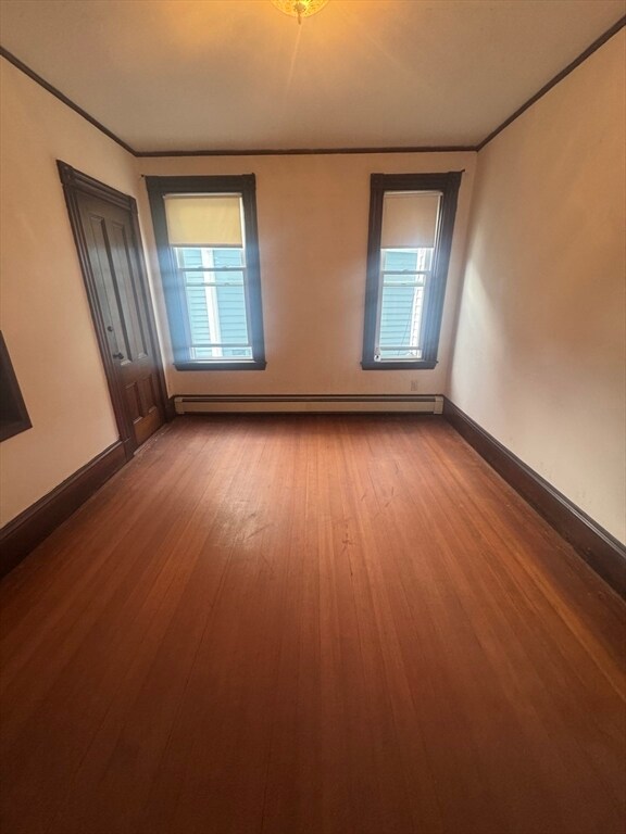 Building Photo - 86 Chestnut St