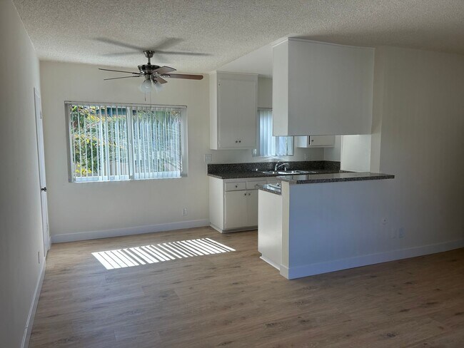 Interior Photo - Yar5130