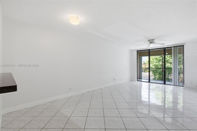 Building Photo - 11396 Taft St