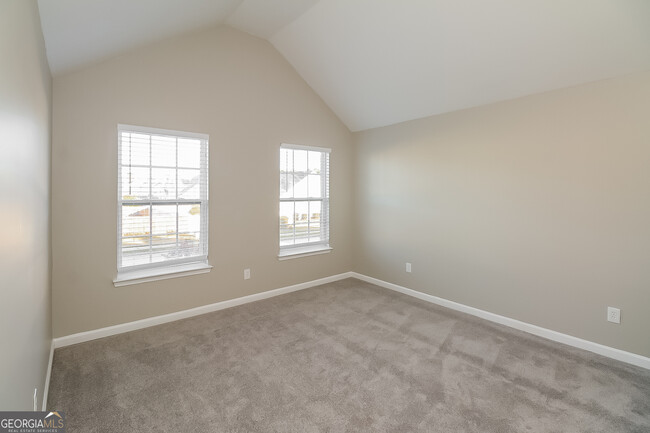 Building Photo - 11661 Bruce Dr