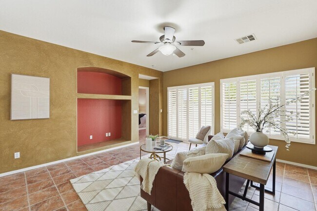 Building Photo - 11725 N Desert Crst Ln