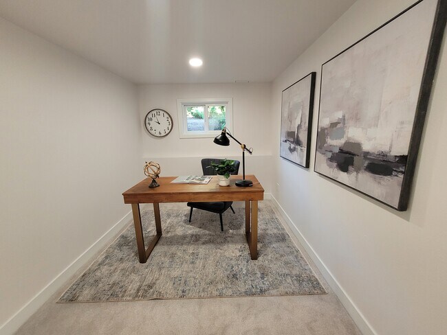 Building Photo - 19229 34th Dr SE