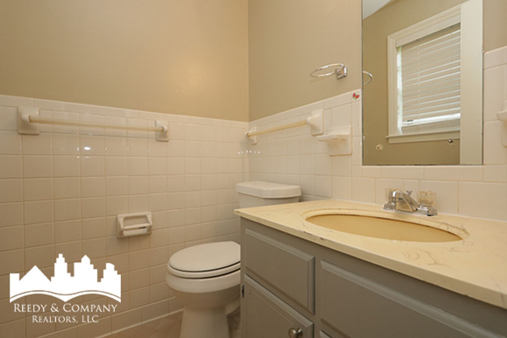 Building Photo - 6402 Cheshire Cove