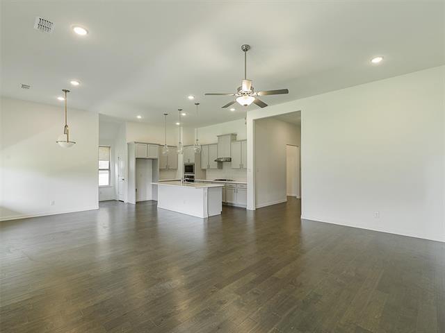 Building Photo - 1925 Emilia Dr