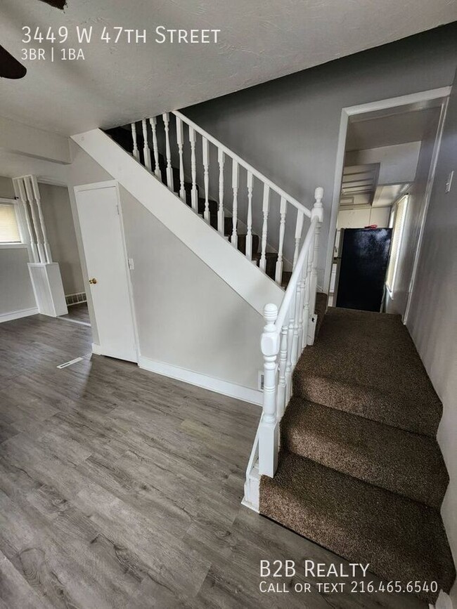 Building Photo - 3449 W 47th St