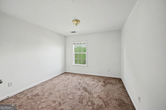 Building Photo - 8330 Grenadier Trail