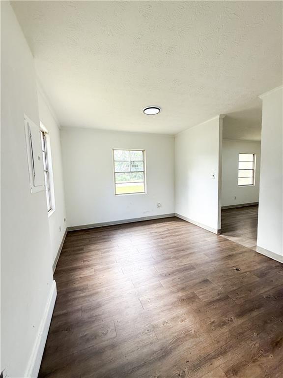 Building Photo - 526 Ware St