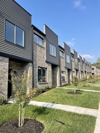 Building Photo - 47 Zentry Pl