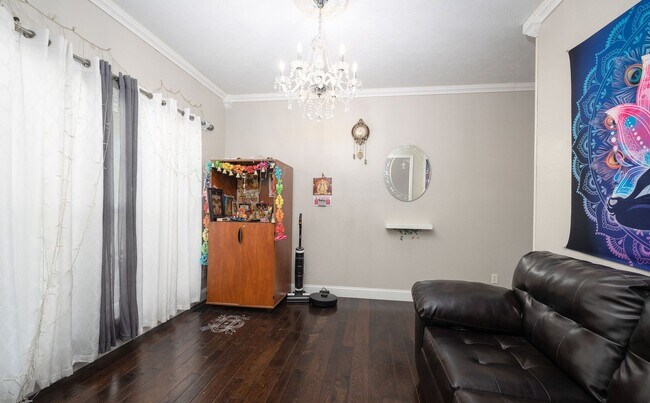 Building Photo - 4Bd/3.5Ba Home Available