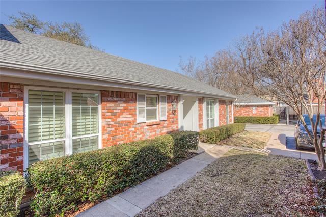 Primary Photo - 1029 Roaring Springs Rd