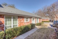 Building Photo - 1029 Roaring Springs Rd