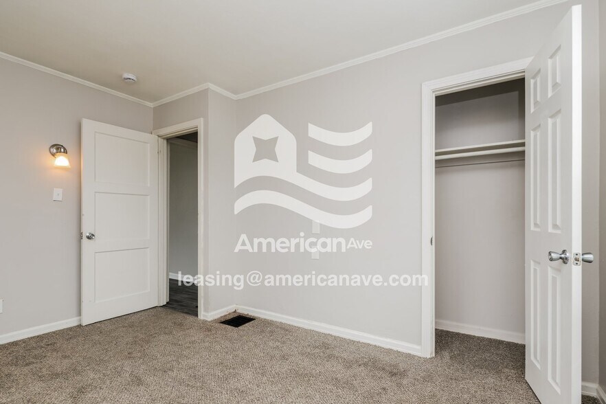 Building Photo - 1316 Kingsley Ave