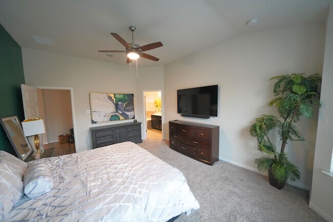 Building Photo - Gorgeous First-Time Rental in Saint Hedwig (SCUCISD) Rental Commission: $500