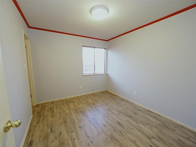 Building Photo - 1161 Kentra Dr