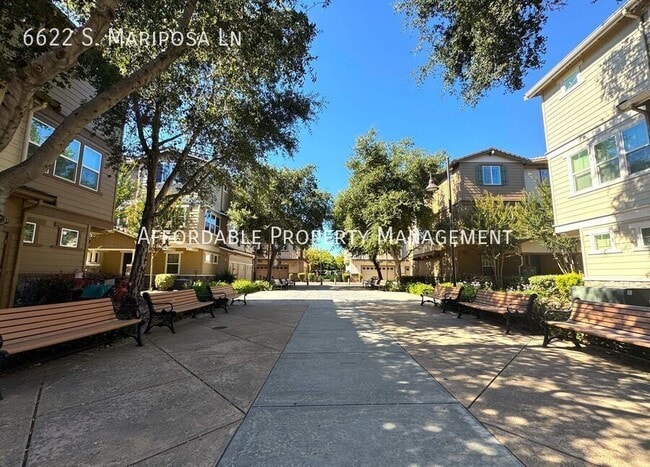 Building Photo - 6622 S Mariposa Ln