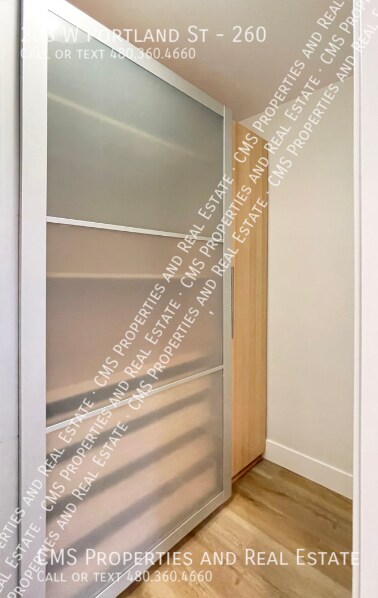 Building Photo - 208 W Portland St