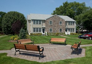 Building Photo - Fairfield Harbor At Babylon Village