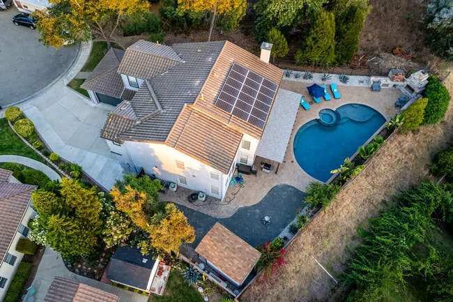 Building Photo - 1107 Shadowcrest Ln