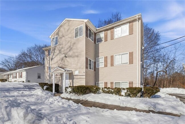 Building Photo - 18 Joseph St